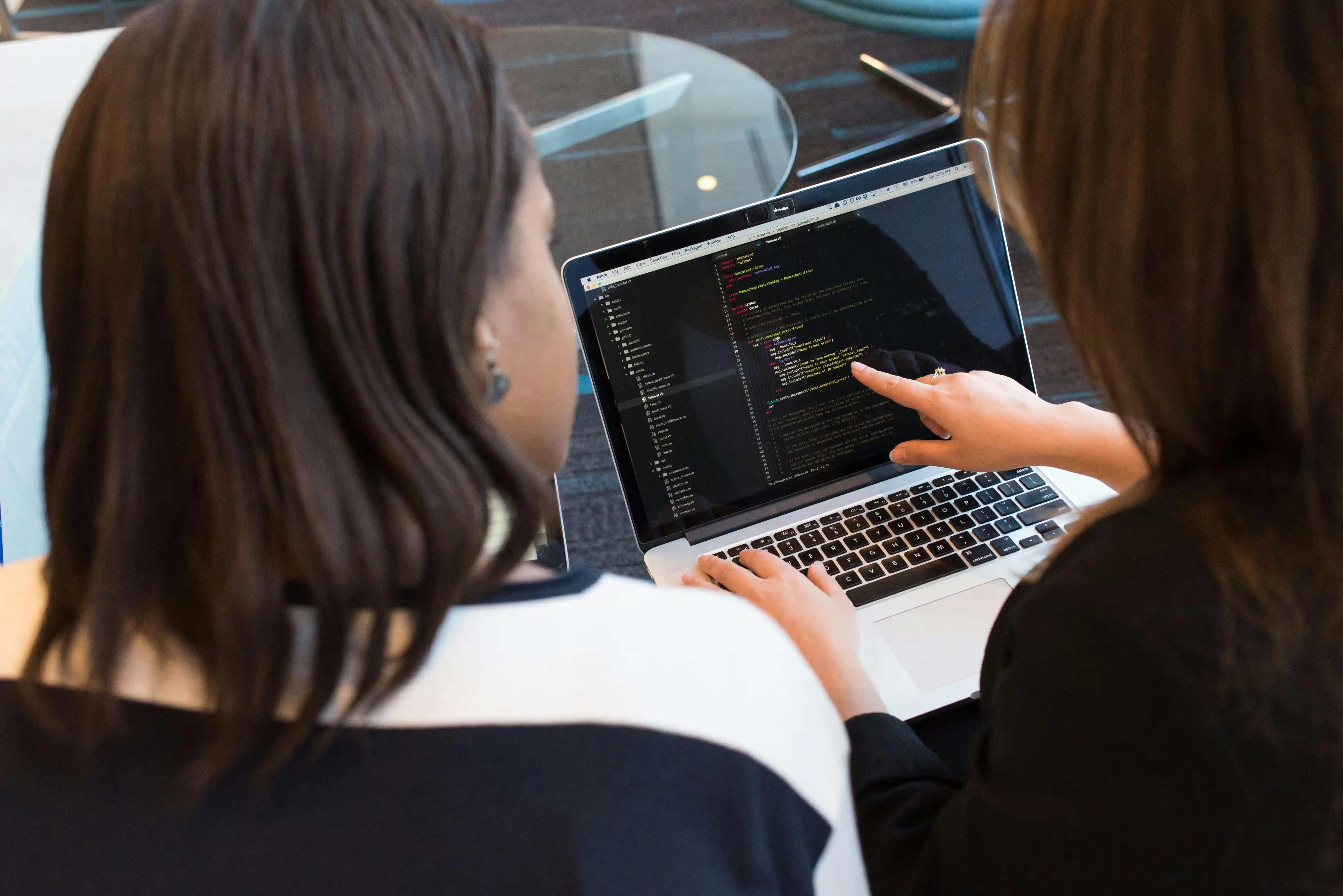 5 Essential GoHighLevel Integrations for Service Businesses